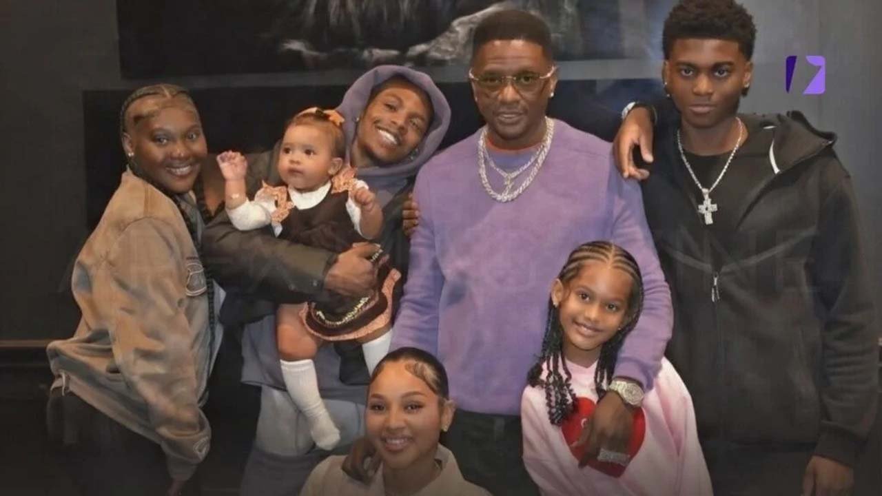 Toriana's Growing Up in a Big Family