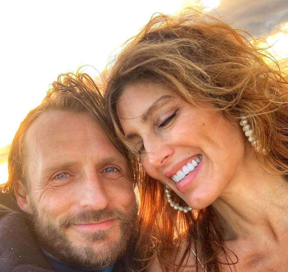 Jesper Vesterstrøm and Jennifer Esposito’s Beach Wedding