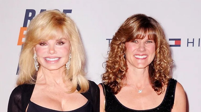 Her mother, Loni Anderson