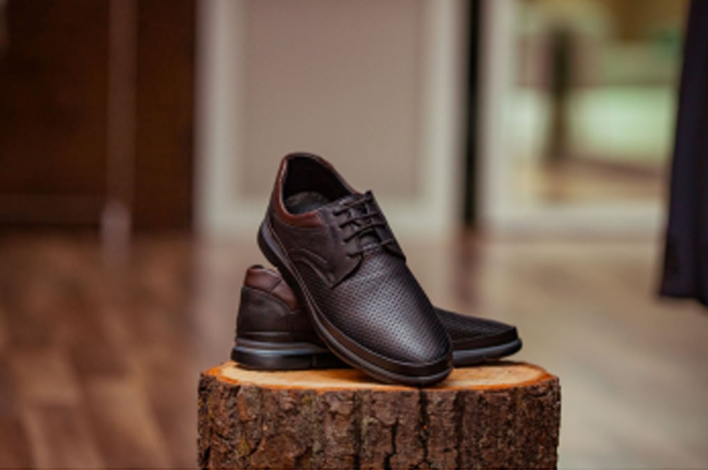 How to Sell Shoes Online