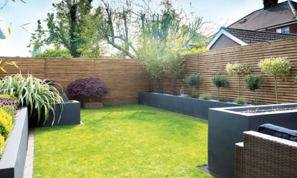 What to Consider Before Installing Garden Screening Panels